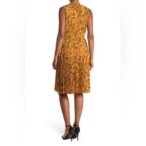 NWT Nanette NANETTE LEOPORE BEAUTIFUL 🤩 GORGEOUS SEXY FULLY RUFFLED DRESS